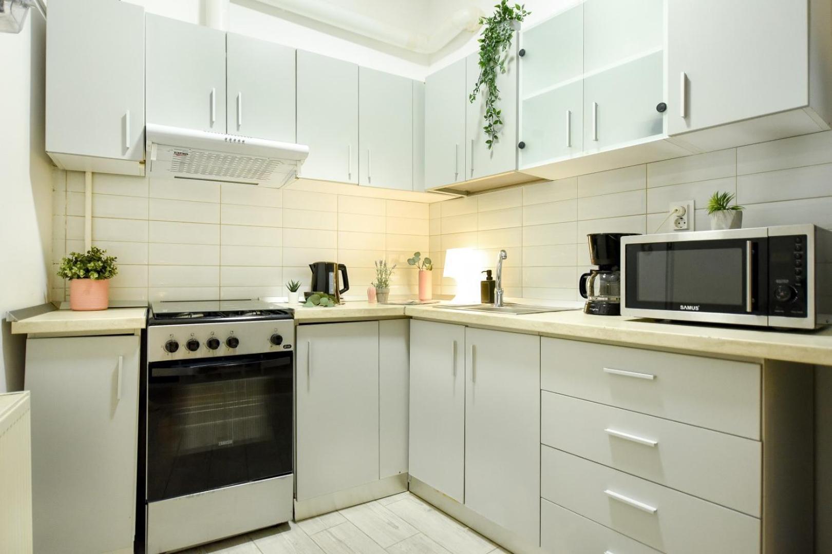 Bucharest's Heartbeat - Cozy On Smardan Street * Bucureşti
